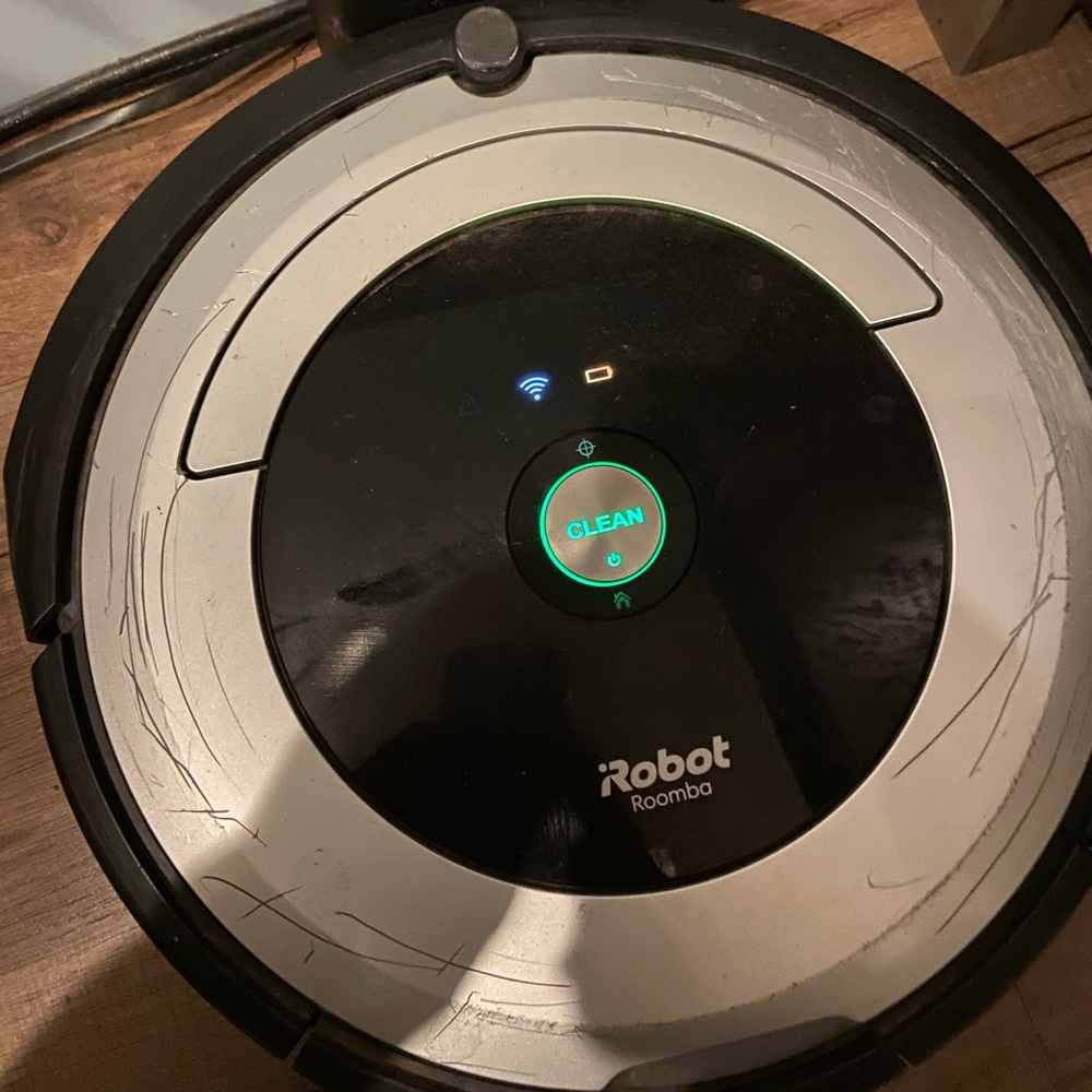 Roomba Model 690